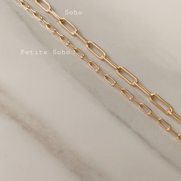 Petite Soho Chain Necklace | 18k Gold Filled - Picture 4 of 9